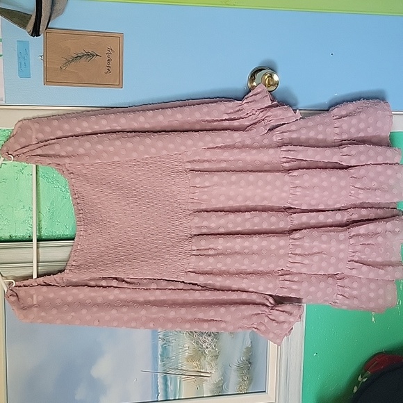 Dress - Picture 1 of 3